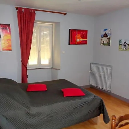Oda ve Kahvaltı Au Pied Du Cognelot 3*