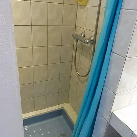 Oda ve Kahvaltı Au Pied Du Cognelot 3*